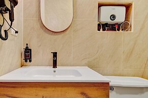 Chic 4BR Getaway in Vibrant La Candelaria
