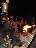 Lakeside Glamping With View, Fire Pit & Hammock