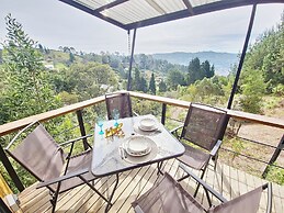 Lakeside Glamping With View, Fire Pit & Hammock