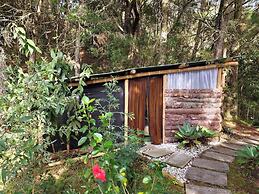 Lakeside Glamping With View, Fire Pit & Hammock