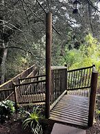 Lakeside Glamping With View, Fire Pit & Hammock