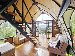 Lakeside Glamping With View, Fire Pit & Hammock