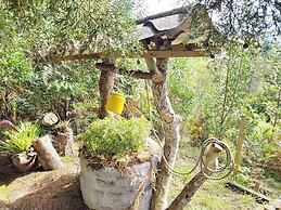 Lakeside Glamping With View, Fire Pit & Hammock