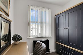 2 Bed - Hoe Heights by Smart Welcomes