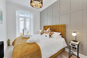 2 Bed - Hoe Heights by Smart Welcomes