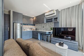 LuxuryLivingwithPremiumAmenitiesC158