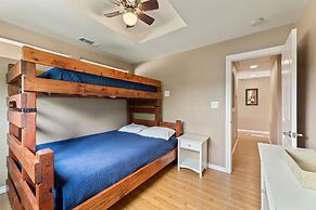 Shiraz Haus - Unit B