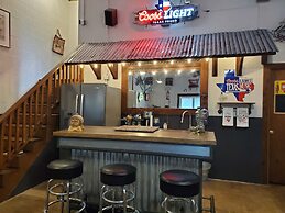 J-bar-j Lodge