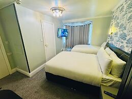 Sachi Hotel