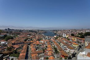 Liiiving in Gaia - Douro Balcony View