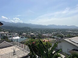 360 Rokview Suites