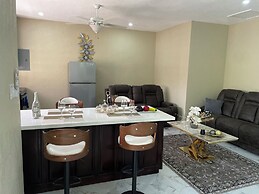 360 Rokview Suites