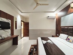 Taj Belleza Vista By Trippizo