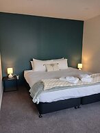 Suncrest Villas