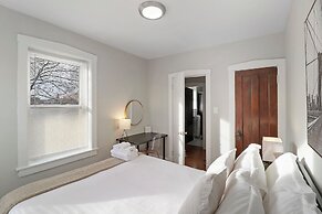 1BR Airy Apt- Barry 2