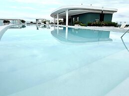 Luxury 2BR Bolongo Ocean View Private Beach