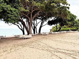 Luxury 2BR Bolongo Ocean View Private Beach