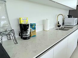 Luxury 2BR Bolongo Ocean View Private Beach
