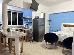 Cozy Studio Near Beach - Golden Zone