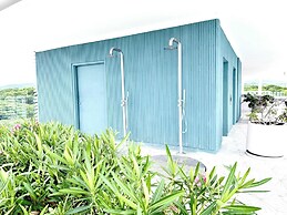 Bolongo: Your Exclusive Oceanfront Escape