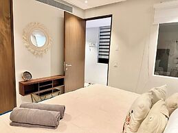 Bolongo: Your Exclusive Oceanfront Escape