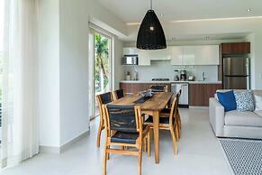 Pavilion Natural Charm Ocean View