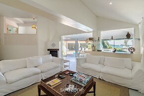 4BR House Pool & BBQ 500m From Beach Che0401
