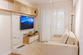 Modern Apt in Full Leisure Condo Cme0107