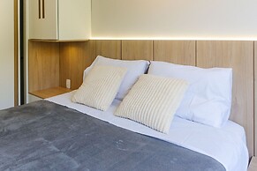 Modern Apt in Full Leisure Condo Cme0107