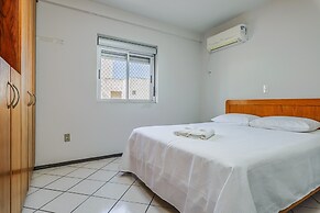 Apt w/ Balcony 250m Mariscal Beach Cra304