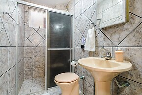 Apt w/ Balcony 250m Mariscal Beach Cra304