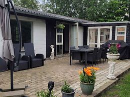 5 Star Holiday Home in Hals
