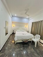 Hotel The White House Varanasi