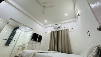 Hotel The White House Varanasi