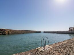 Isle of May View