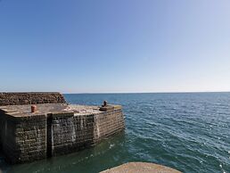 Isle of May View