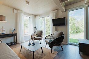 Skandinavisch Eingerichtetes Doppelhaus in Sagard