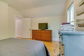 Lake Access + Views: Family Getaway in Conway!