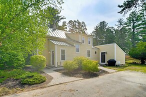 Lake Access + Views: Family Getaway in Conway!