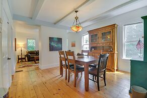 Lake Access + Views: Family Getaway in Conway!