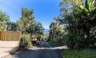 House With BBQ 550m From the Beach Gss0488