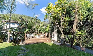 House With BBQ 550m From the Beach Gss0488