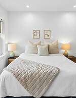 Daniella's Suites