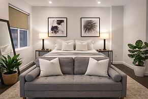Daniella's Suites