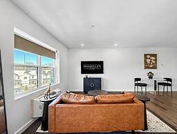 Daniella's Suites