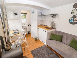 Kings Cwtch Shepherd's Hut