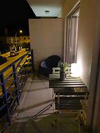 Bright Flat by Carcavelos Beach With Fast Wi-fi