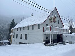 Old Sierra City Hotel