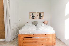Spacious 2BR Apt Ideal for Longstays