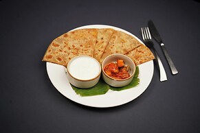 The Prominence Hotel Restaurant & Bar